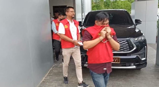 Kasus Korupsi Pajak Tiga Direktur Ditahan Kejaksaan. 1714480753 1 org