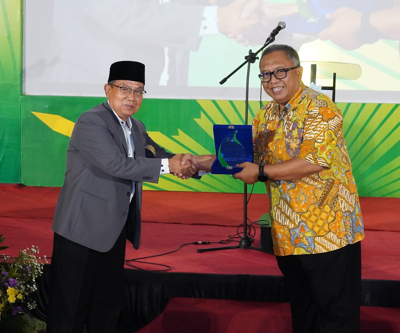 HADIRI MUSYPIMDA MUHAMMADIYAH, BUPATI KUKUHKAN KOMITMEN CITA CITA LUHUR MUHAMMADIYAH 1 445351101 836230598538780 1475160197000478117 n