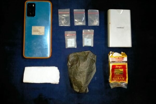 Polres Sumenep Amankan Warga Desa Kolor, Bawa Sabu dan inex di Taman Tajamara WhatsApp Image 2024 06 09 at 21.47.35 1