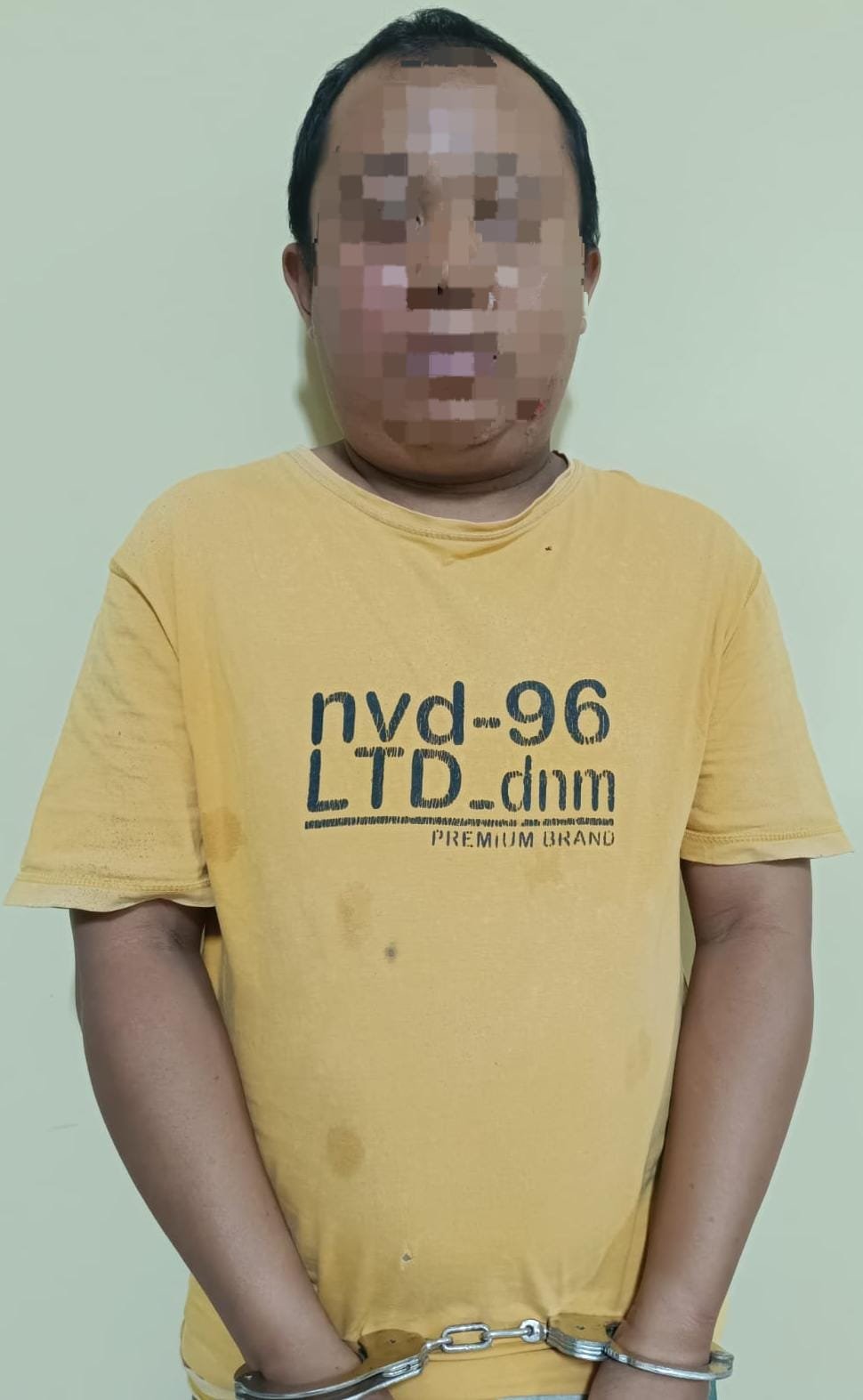 Tak Butuh Waktu Lama Polres Sumenep Amankan Pelaku Penganiayaan di Desa Ambunten Timur 1 WhatsApp Image 2024 06 16 at 10.04.45