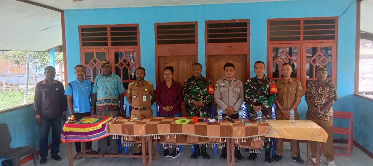 Sambut Hari Kemerdekaan, Satgas Yonif 310/KK Gelar Musyawarah Kampung 1 WhatsApp Image 2024 08 07 at 09.31.39