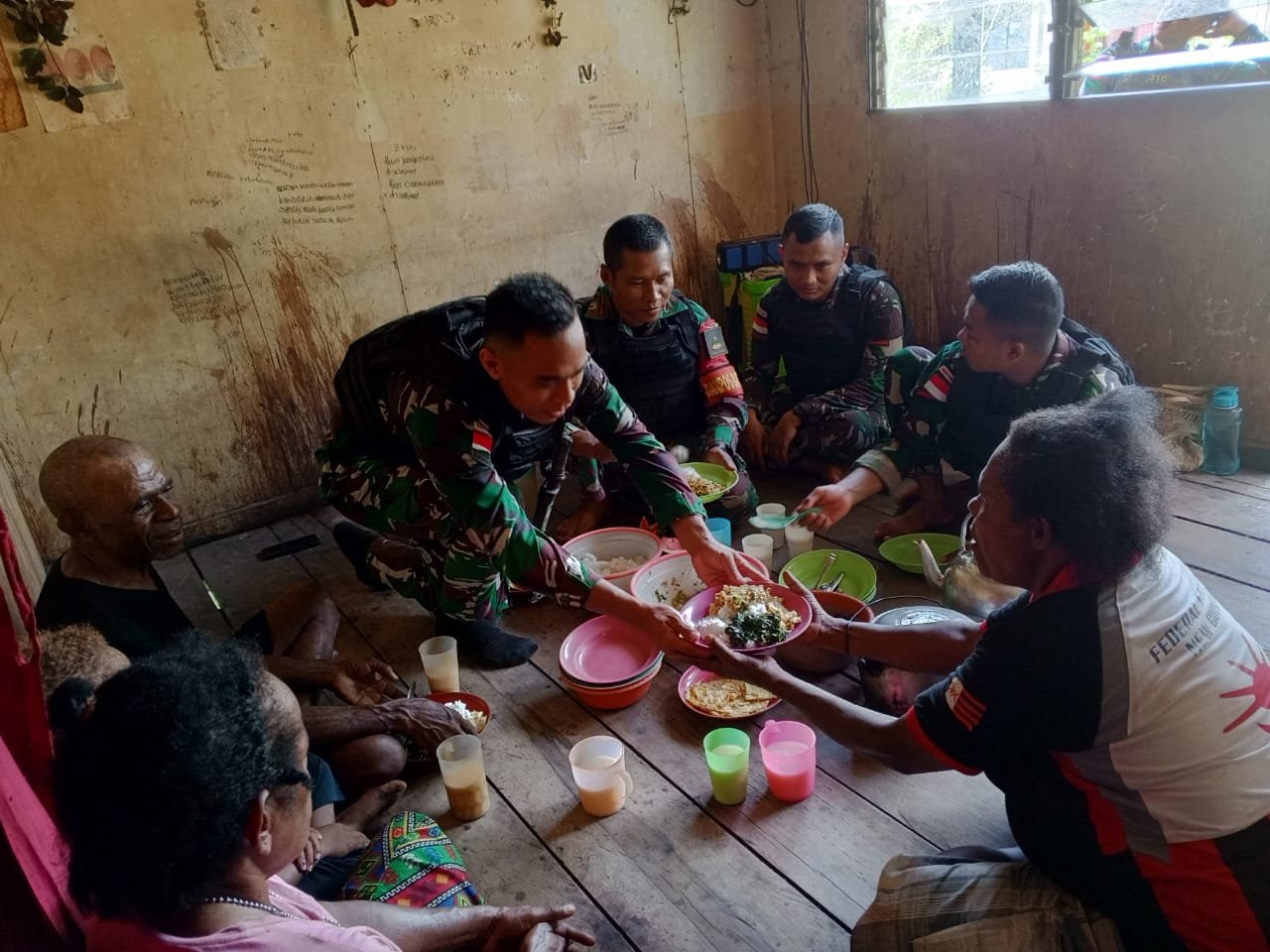 Saking Dekatnya, Prajurit 310 Sudah Seperti Anak Kandung Bagi Lewi Singpanki 1 WhatsApp Image 2024 08 20 at 07.21.20