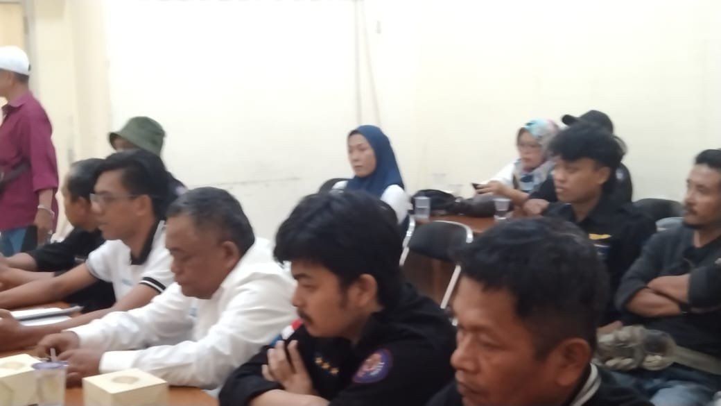 DPC Diaga Muda Indonesia Gelar Audiensi dengan Inspektorat Kabupaten Sukabumi: Menuntut Kejelasan dan Akuntabilitas dalam Pengelolaan Anggaran Daerah 1 WhatsApp Image 2024 11 21 at 10.22.21
