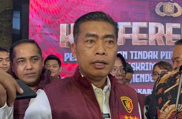 kabareskrim polri komjen wahyu widada 169