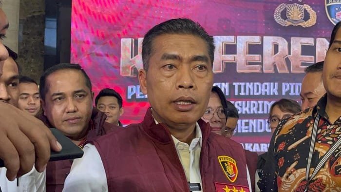 kabareskrim polri komjen wahyu widada 169