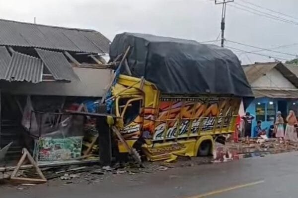 8351279b 5956 46e8 ad71 453dee15ae73