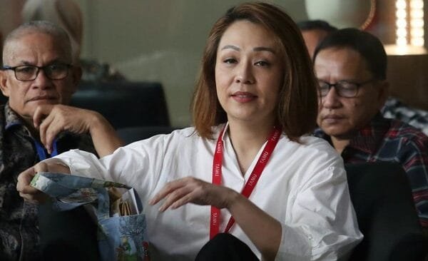 kpk periksa mantan istri dirut pt taspen 169