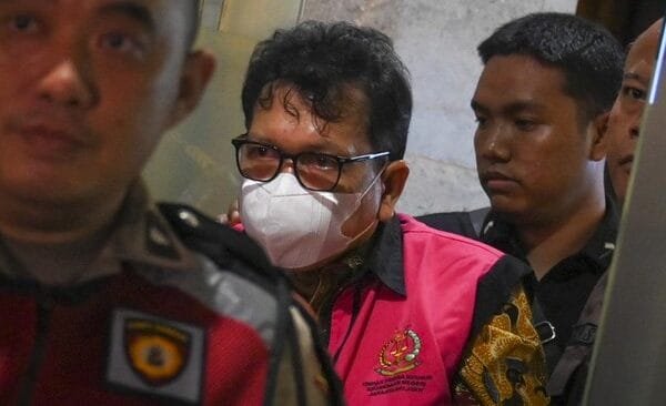 pemeriksaan eks pejabat ma zarof ricar di kejagung 2 169