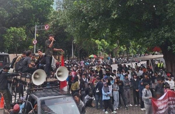 Aliansi Pemuda dan Masyarakat Antvv