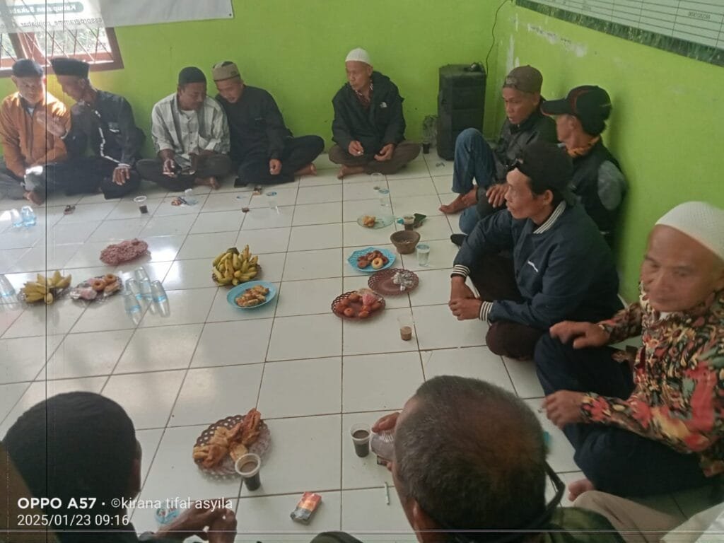 Rojaban di Kecamatan Bantargadung: Mempererat Silaturahmi dan Meningkatkan Kemajuan Petani 2 WhatsApp Image 2025 01 23 at 18.13.45 1