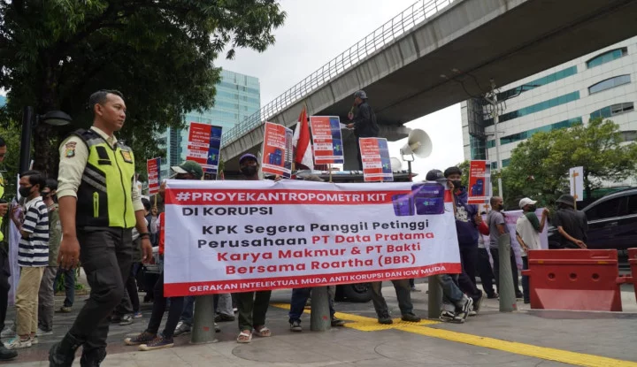 demonstrasi 142259 big