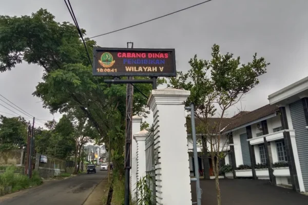 fd6bb775 1c2d 482f 8033 ff19e17361c1.jpg