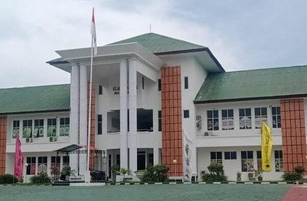 tampak gedung kejati ntt 1