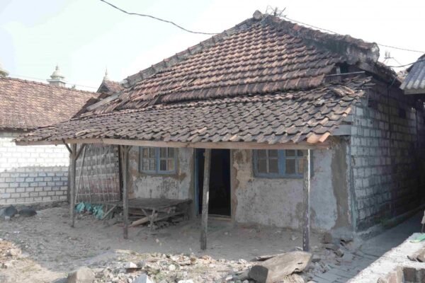 638e786696b06 ilustrasi rumah tidak layak huni rtlh 1265 711