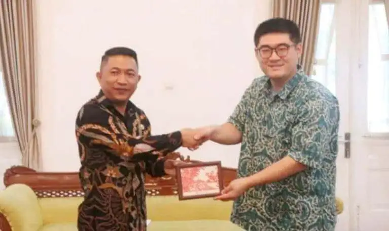 Wabup Sukabumi H Andreas bersama Mr Wang Luyang