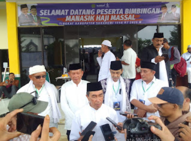 Dilepas Sekda Ade Suryaman, 1.511 Calon Jamaah Haji Asal Sukabumi Siap Jalani Ibadah Penuh Tantangan dan Keberkahan 1 Screenshot 2025 04 13 211311