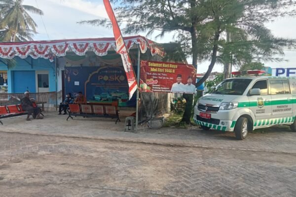 Puskesmas Masalembu layani pemeriksaan kesehatan untuk kenyamanan pemudik pada arus mudik dan balik lebaran 2025 WhatsApp Image 2025 04 05 at 14.40.28 b6f26072