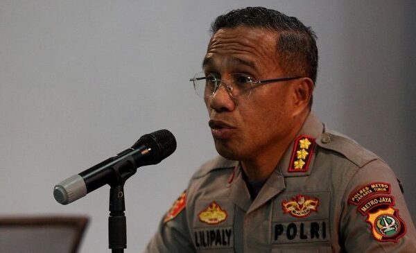 kapolres metro jakarta timur kombes nicolas ary lilipaly 1745660307745 169