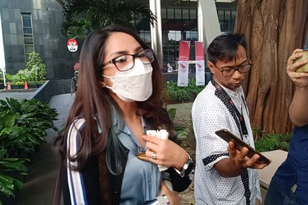 windy idol 1895b4803a