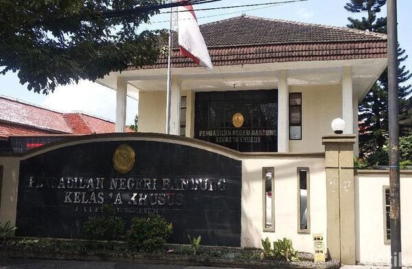 48087a6c 8845 4f1f 9206 2364501a1ab2 169