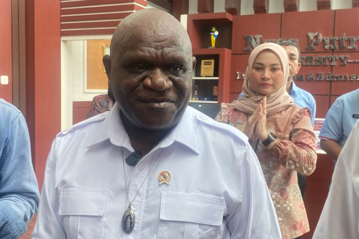 Natalius Pigai Tegaskan: Didik Anak Nakal di Barak Militer Tak Langgar HAM, Justru Bisa Jadi Solusi Nasional 1 67da908ad7dac