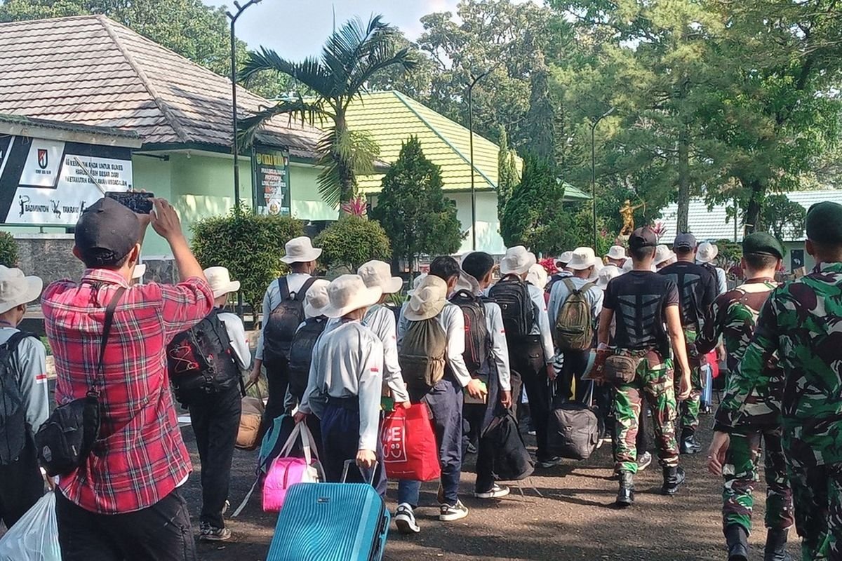 Program Kirim Siswa Nakal ke Barak Militer Menuju Skala Nasional? Ini Catatan Para Pengamat Pendidikan 1 6819bace370b2