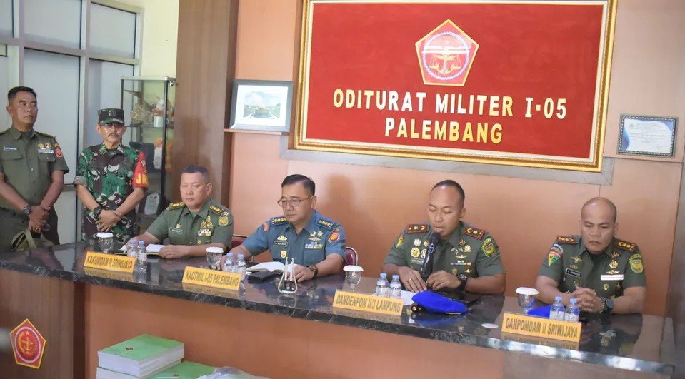 Bukti Transfer Judi Sabung Ayam Muncul dalam Berkas Kasus Penembakan Tiga Polisi di Lampung 1 6e25710a 64b0 4fd4 beeb 94ebfd530f46 jpg