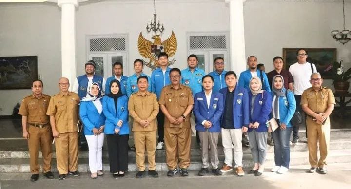 Bupati Sukabumi Terima Audiensi Pengurus KNPI, Bahas Musda XVI yang Akan Digelar Mei 2025 1 IMG 20250505 WA0216