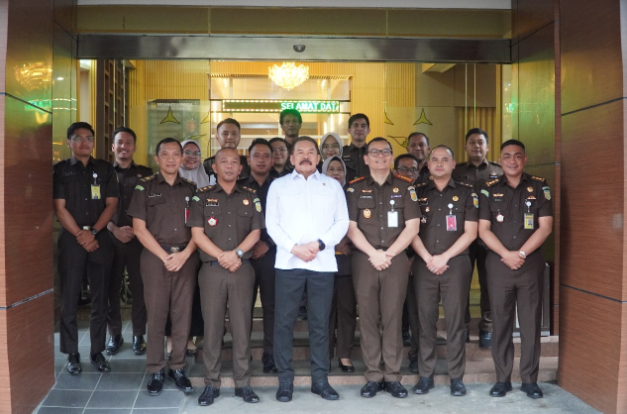 Jaksa Agung ST Burhanuddin Lakukan Sidak ke Kejaksaan Negeri Kabupaten Tangerang, Tekankan Profesionalisme dan Integritas 1 Screenshot 2025 05 27 152413