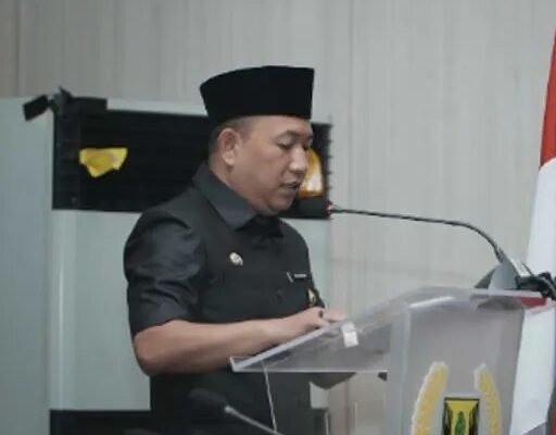 Wabup Andreas di Rapat Paripurna DPRD Kabupaten Sukabumi ke 20
