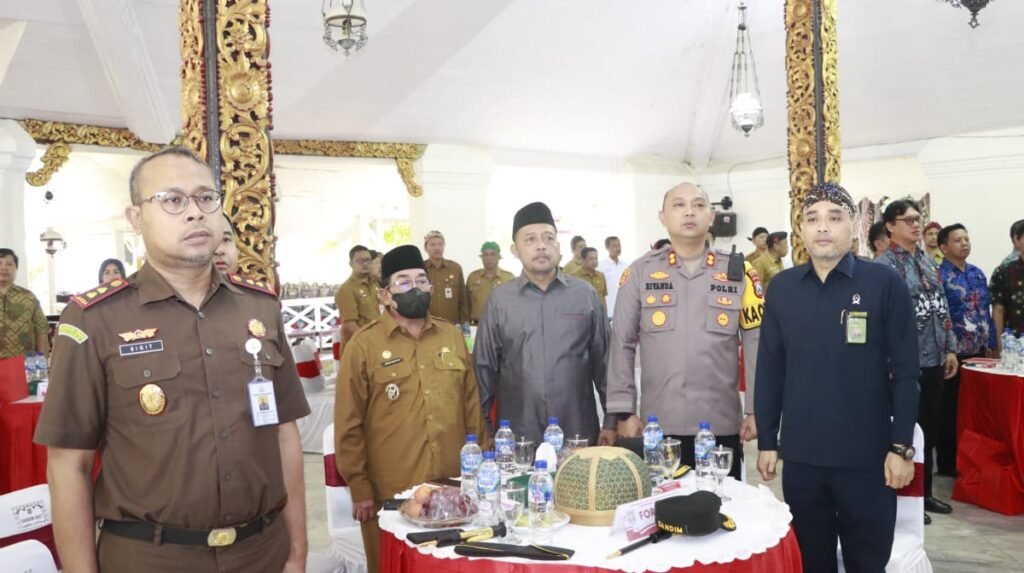 Kapolres Sumenep Hadiri Musrenbang RPJMD 2025–2029 Bersama Forkopimda dan Pemerintah Daerah 2 WhatsApp Image 2025 05 06 at 14.51.20 81137591