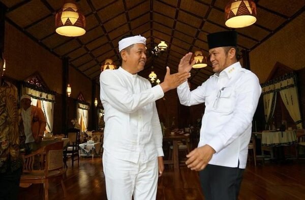 gubernur kaltim rudy masud bertemu dengan gubernur jawa barat dedi mulyadi 1746362161599 169