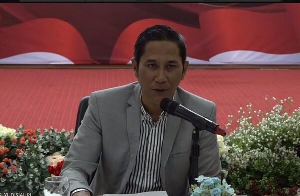 juru bicara komisi yudisial mukti fajar nur dewata 1747727926012 169