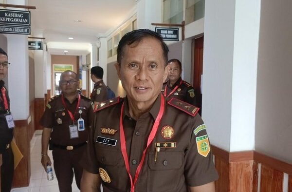 kajati ntt zet tadung allo saat ditemui detikbali di kantornya selasa 2752025 simon sellydetikbali 1748334532608 169