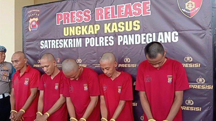 Polisi Bongkar Komplotan Pencuri Motor di Pandeglang, Pelaku Sudah 30 Kali Beraksi 1 komplotan pencuri dan penadah motor curian di pandeglang 1746433380611 169