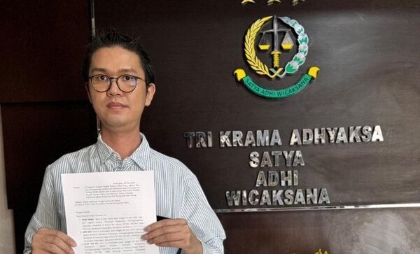 kuasa hukum umat buddha yayasan catur arya satyani membuat pengaduan di kejati kalbar 1747279576916 169