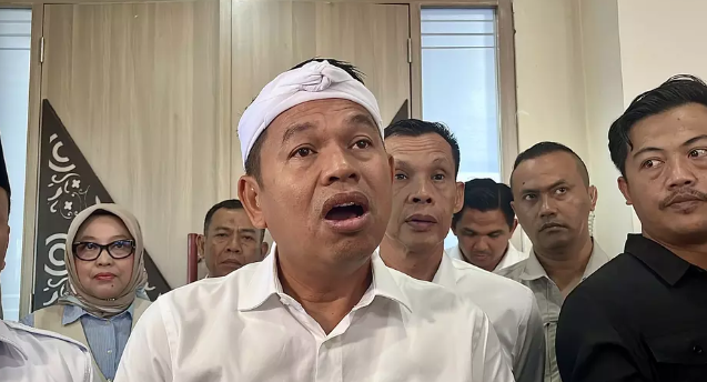 Kebijakan Masuk Sekolah Jam 06.00 Dedi Mulyadi Dihujani Kritik Emak-emak: “Pak, Kami Juga Butuh Tidur!” 1 Screenshot 2025 06 04 005441