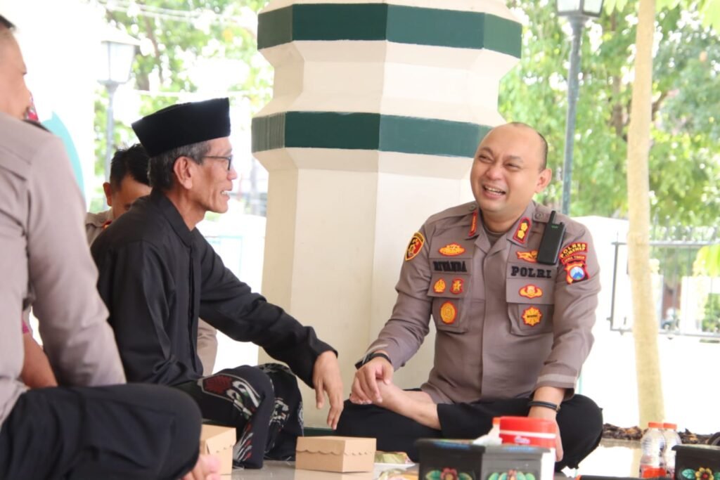 Sambut Hari Bhayangkara ke-79, Polres Sumenep Gelar Bakti Religi di Masjid Baitur Arham 3 WhatsApp Image 2025 06 17 at 16.37.18 687cdcf9