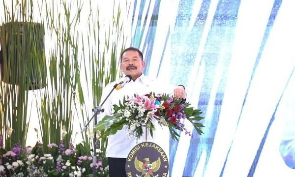 momen jaksa agung st burhanuddin hadiri hut komisi kejaksaan 1 169