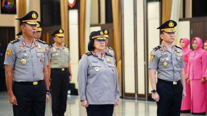 Brigjen Irwansyah, Jenderal Termuda dari Akpol 1999 Resmi Sandang Pangkat Bintang Satu 1 20250707 Brigjen Irwansyah pecah bintang Akpol 1999