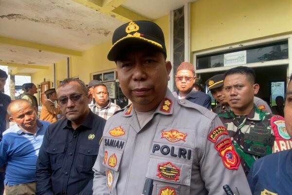 Viral Video Kapolsek Cidahu Diduga Dukung Pembubaran Retret Pelajar, Kapolres Sukabumi Klarifikasi: Itu untuk Redam Massa 6875ee5d964a7