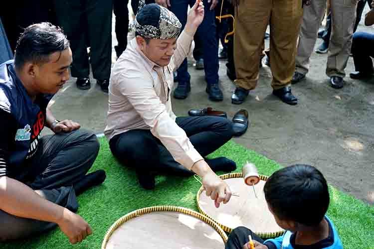 HAN 2025 di Sidoarjo: Bupati Subandi Tegaskan Perlindungan Anak di Era Digital 1 Peringati HAN 2025 Bupati Subandi 2