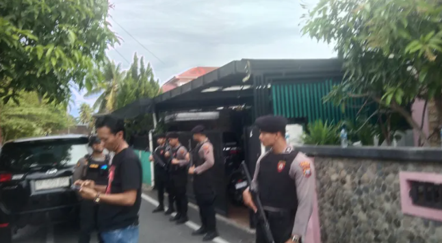 Imbas OTT Kadis PU Sumut, KPK Geledah Rumah Kadis PUPR Mandailing Natal 1 Screenshot 2025 07 05 105920