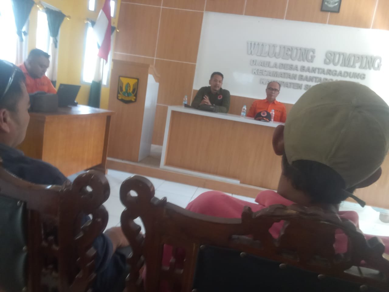Sosialisasi Warga Bantargadung dan BPBD Terkait yang Kena Dampak Bencana 1 WhatsApp Image 2025 07 01 at 17.29.52 ea41fe1f