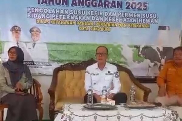 Walikota Sukabumi Dorong Pelatihan Pengolahan Susu Kefir dan Permen Susu untuk Pengembangan Usaha Peternakan Berkelanjutan WhatsApp Image 2025 07 15 at 16.57.59 d5901d57