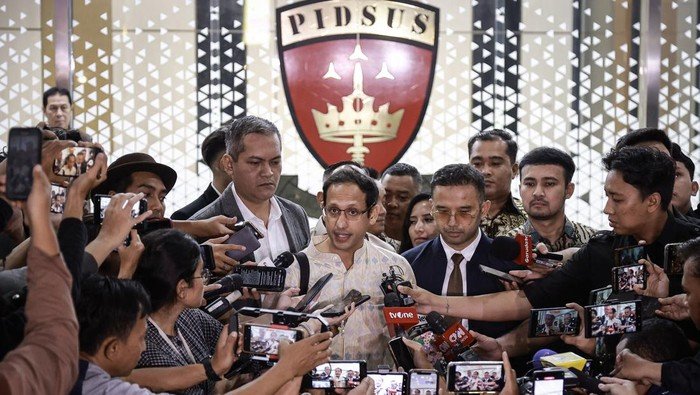 ekspresi nadiem makarim usai 12 jam diperiksa kejagung 1750690726441 169