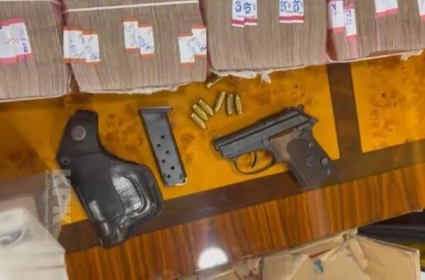 kpk temukan rp 28 m dan senpi di rumah kadis pupr sumut 1751455768251 169