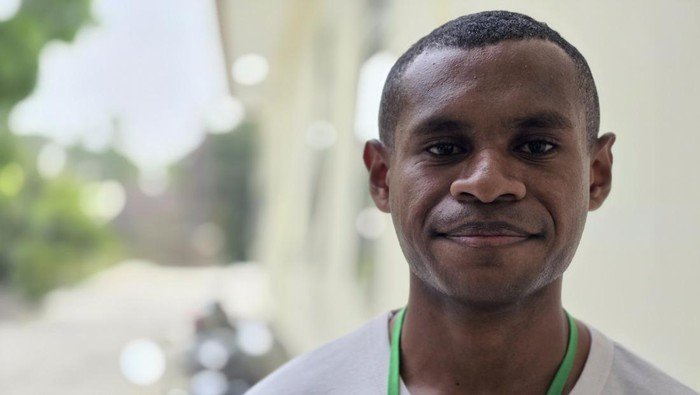 Pemuda Asal Puncak Jaya Papua Tengah, Peraih Beasiswa Kemenhan, Ikuti Seleksi Taruna Akpol 1 ofel marthen kaviar 1753705390233 169