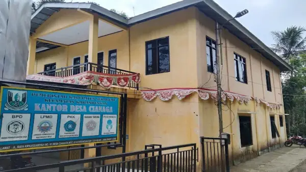 1755608570 68a475fa2045a oNbu7D6nhNV1HpZFWy9M medium