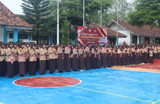 Khidmat dan Penuh Semangat, Kwarran Purabaya Gelar Upacara HUT Pramuka ke-64 4 Screenshot 2025 08 15 112408